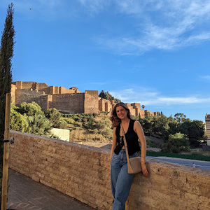 Meet your Posher, Hannah